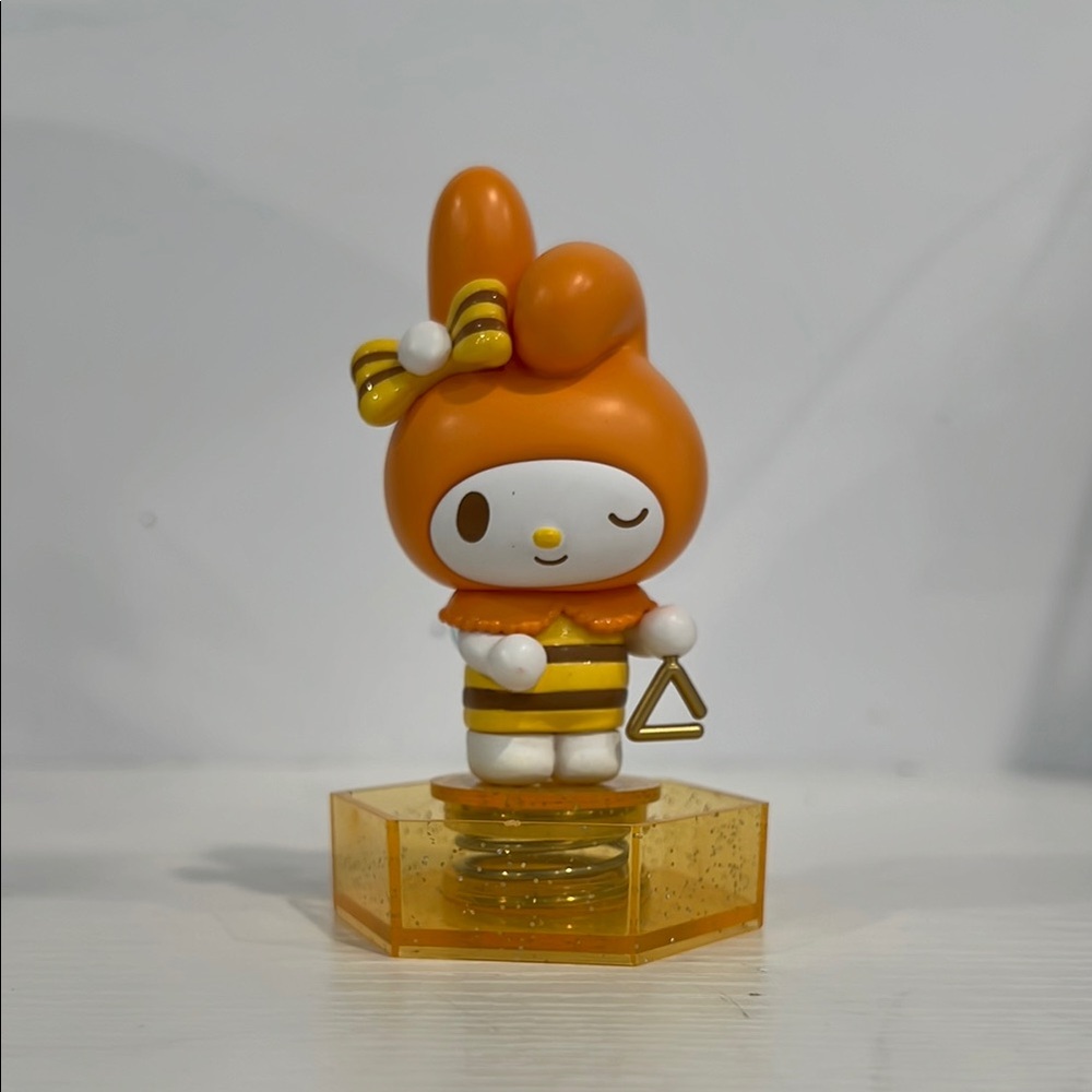 My Melody figurine | Bumblebee Concert | TOPTOY
